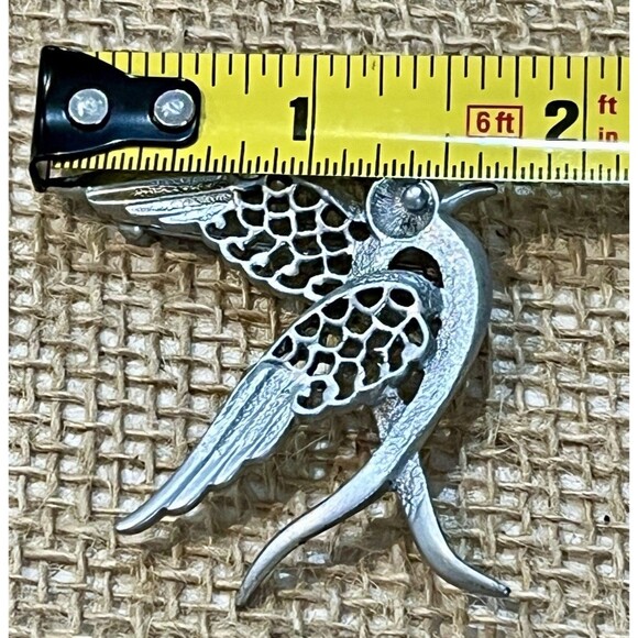 Vintage Sarah Coventry Openwork Silver Tone Dove Bird Pin Brooch - Picture 8 of 8
